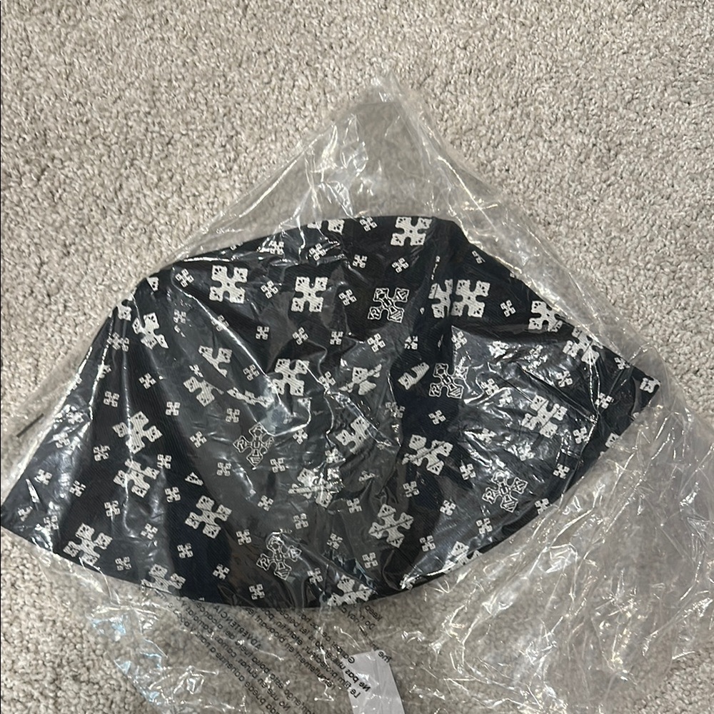 RHUDE bucket hat